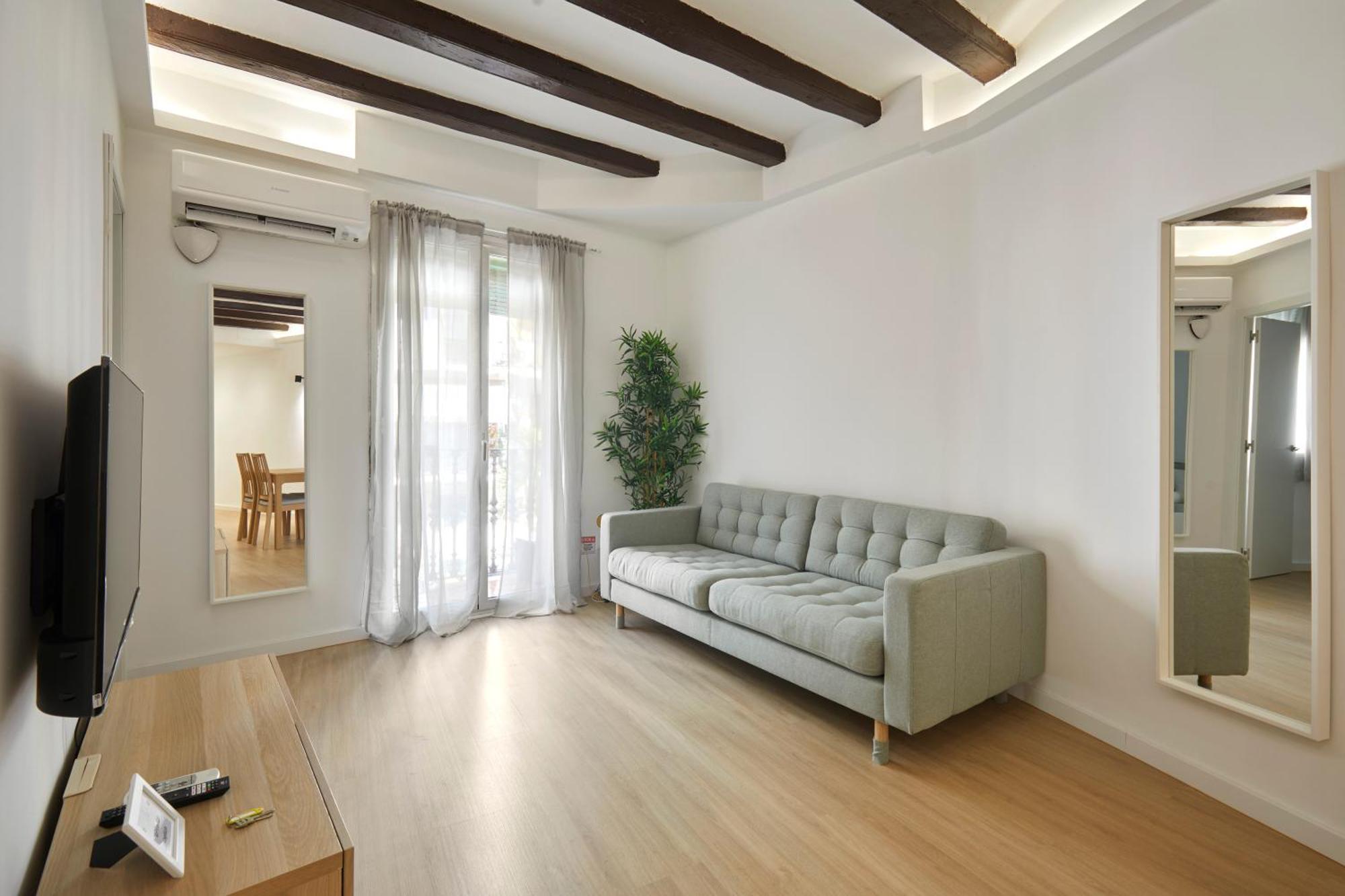 17 Nice Apartment Next To El Molino Barcelona Exteriör bild